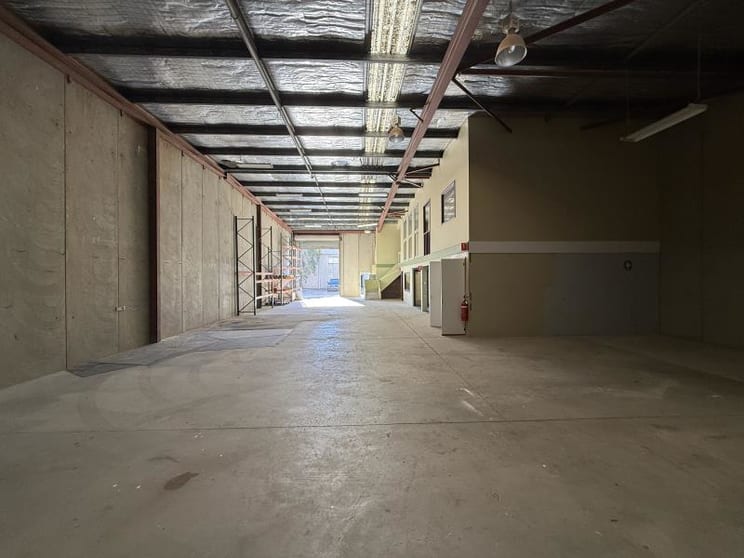 Unit 2/21-23 Elizabeth Street Campsie NSW 2194 - Image 3