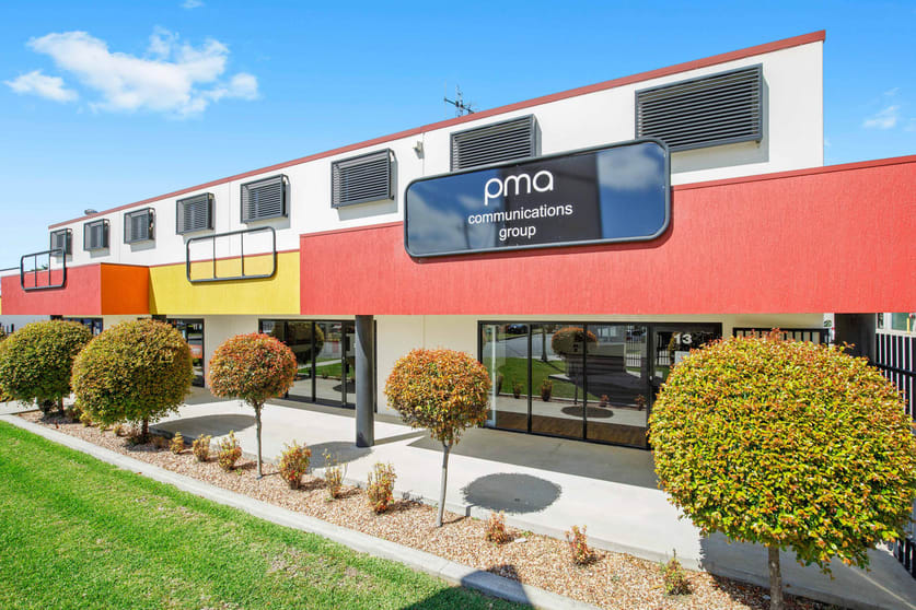 Click to view all images 12-13/35 Merrigal Road Port Macquarie NSW 2444 - Image 2