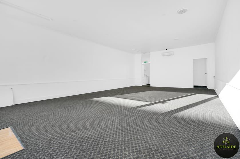 Click to view all images 44 Gray St Mount Gambier SA 5290 - Image 3