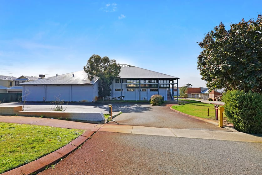 106 Caledonian Avenue, 108 Caledonian Avenue & 3 Foundry Street Maylands WA 6051 - Image 2