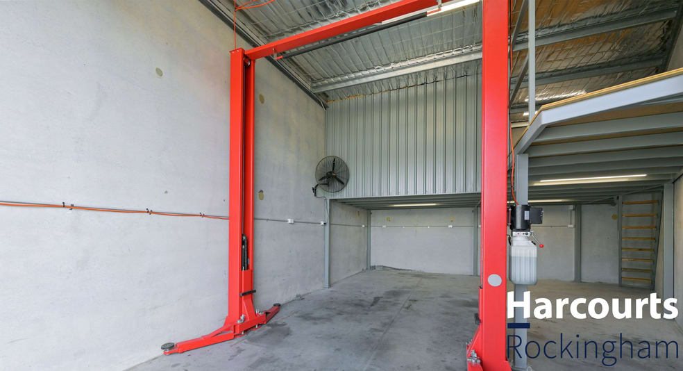 Click to view all images 25/10 Helmshore Way Port Kennedy WA 6172 - Image 3