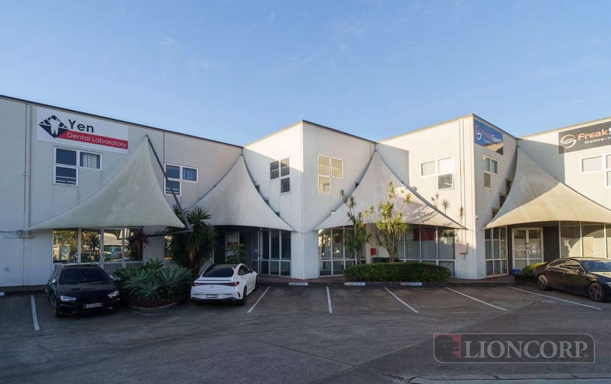 Click to view all images 3/11 Lensworth Street Coopers Plains QLD 4108 - Image 1