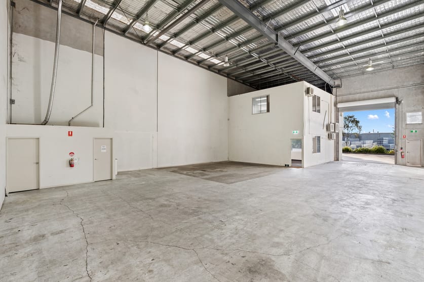 Click to view all images 2/8 Bult Drive Brendale QLD 4500 - Image 3