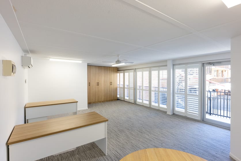 3/5 Park Avenue Burleigh Heads QLD 4220 - Image 1