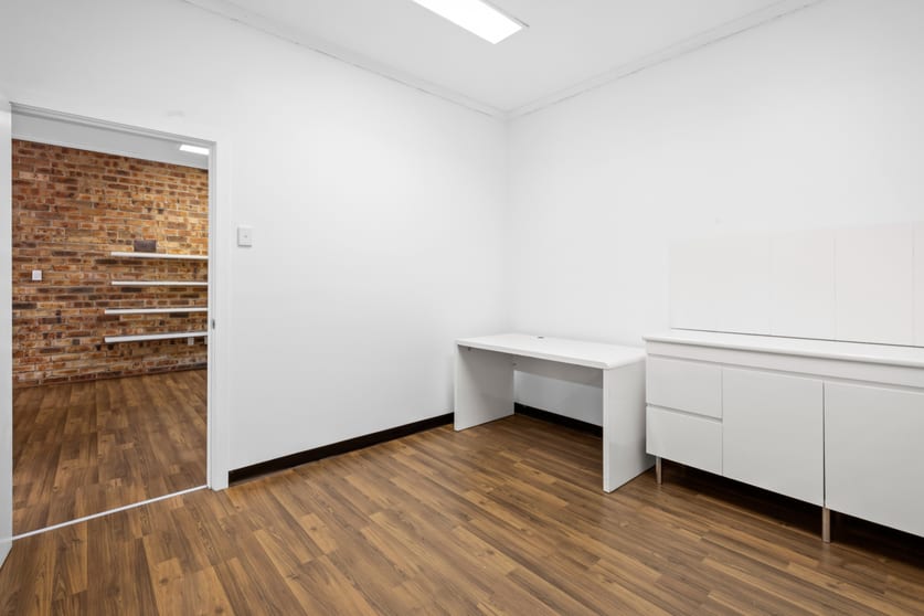 Click to view all images Level 1, 89 Darby Street Cooks Hill NSW 2300 - Image 3