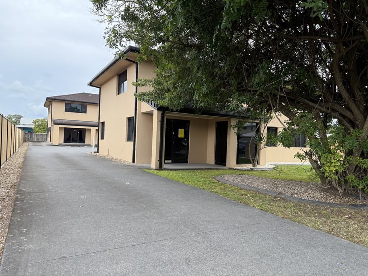 Click to view all images 17 Hickey Street Coomera QLD 4209 - Image 2