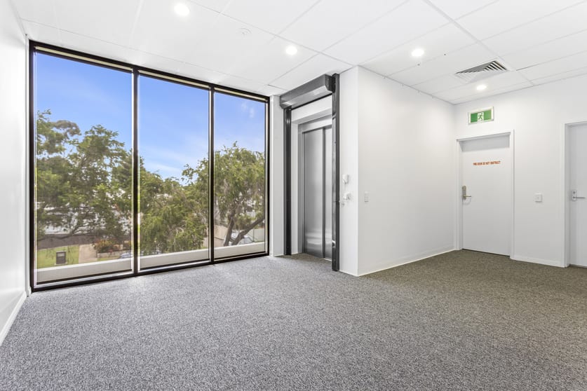 Click to view all images Level First Suite/35-37 Macaree Street Berserker QLD 4701 - Image 2