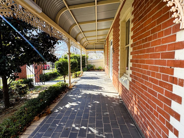 449 Wilson Street Albury NSW 2640 - Image 3
