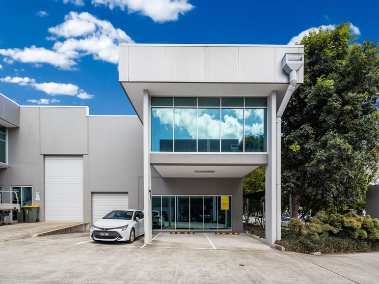 Click to view all images 7/10 Depot Street Banyo QLD 4014 - Image 1
