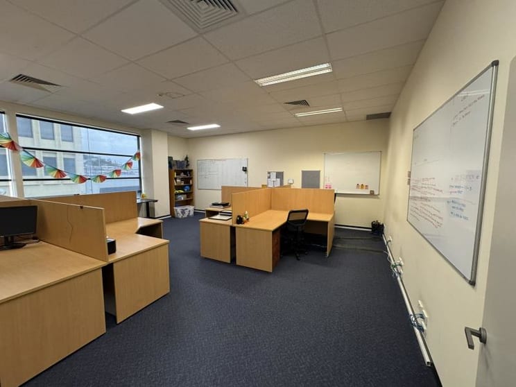 Click to view all images Office 1/43-45 Mount Street Burnie TAS 7320 - Image 3