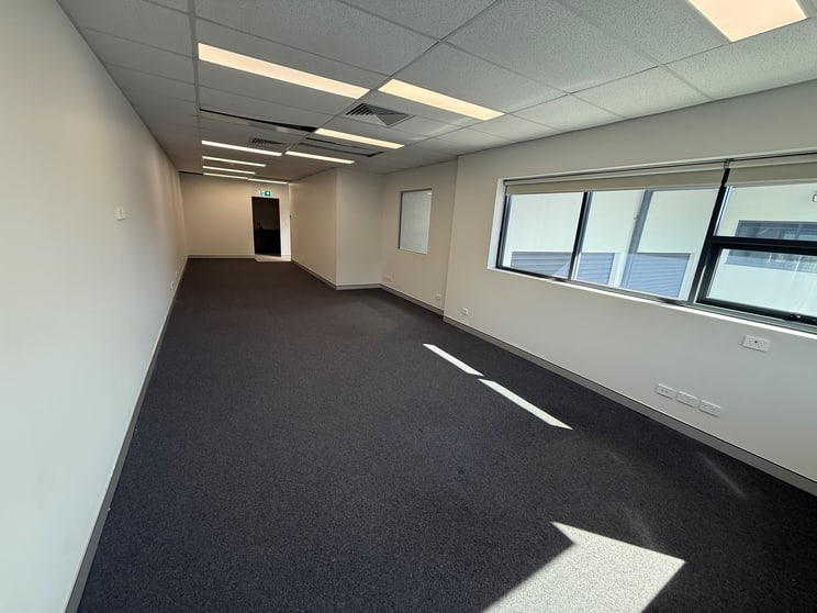 Click to view all images 9/29 Wurrook Circuit Caringbah NSW 2229 - Image 3
