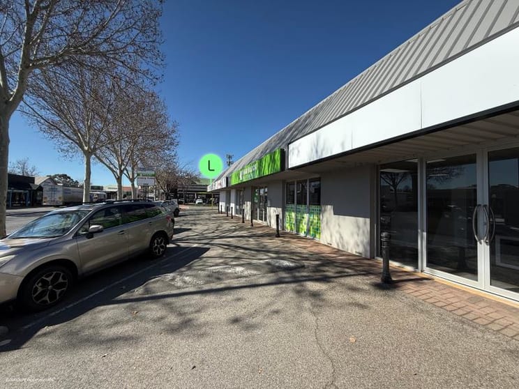 Click to view all images 117 Henley Beach Road Mile End SA 5031 - Image 2