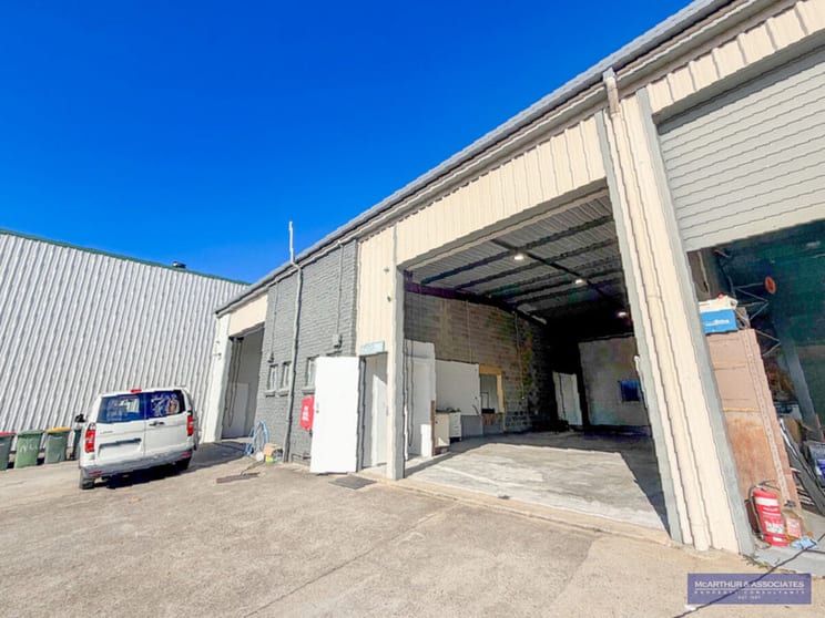 Click to view all images Clontarf QLD 4019 - Image 1