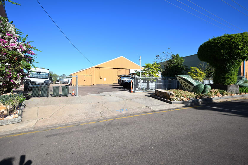 Click to view all images 4 Carey Street Darwin City NT 0800 - Image 2