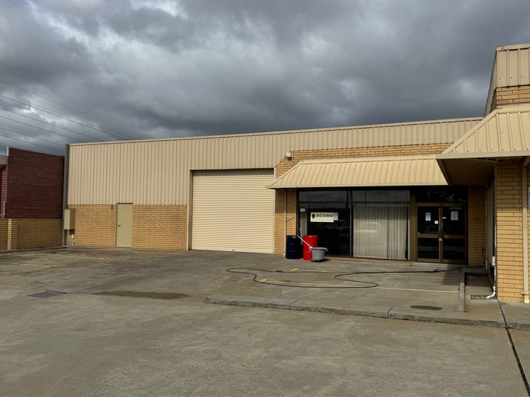 Click to view all images 1/56 Truganina Road Malaga WA 6090 - Image 1