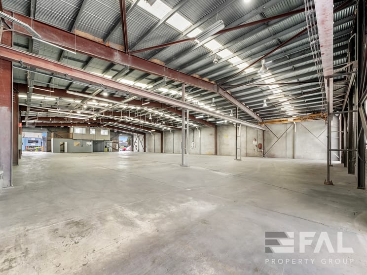 Click to view all images Shed/230 Robinson Road Geebung QLD 4034 - Image 3