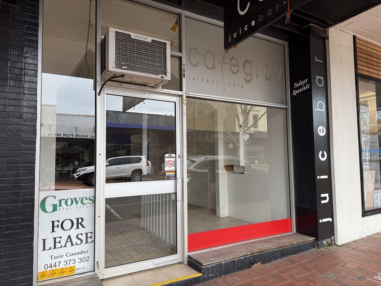 Click to view all images 109 Gray Street Hamilton VIC 3300 - Image 1
