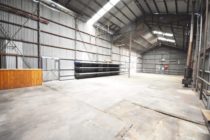 Click to view all images 5/448 Panmure Street South Albury NSW 2640 - Image 3