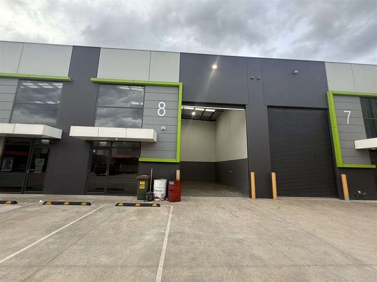 8/93 Yale Drive Epping VIC 3076 - Image 1