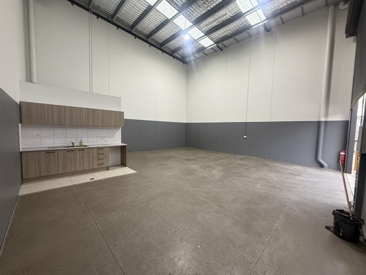 8/93 Yale Drive Epping VIC 3076 - Image 3