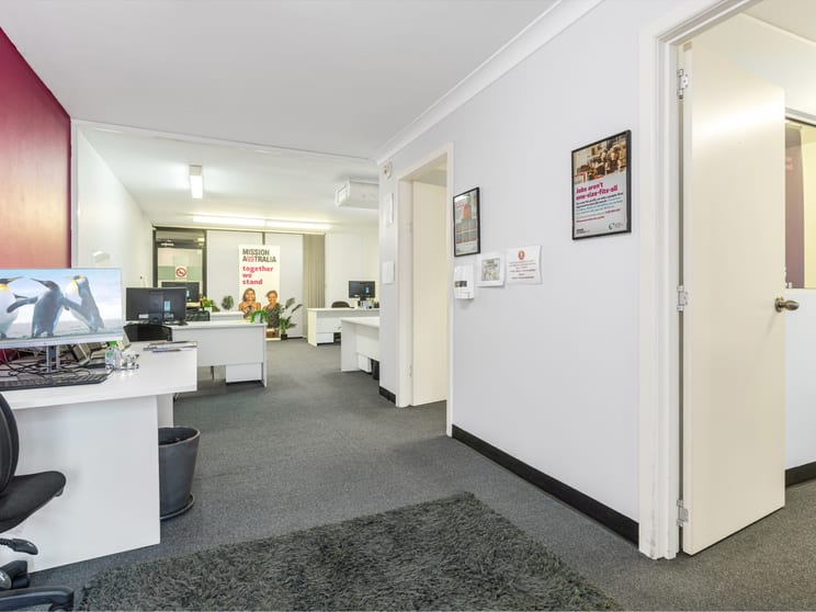 5/6-8 Old Castle Hill Road Castle Hill NSW 2154 - Image 3