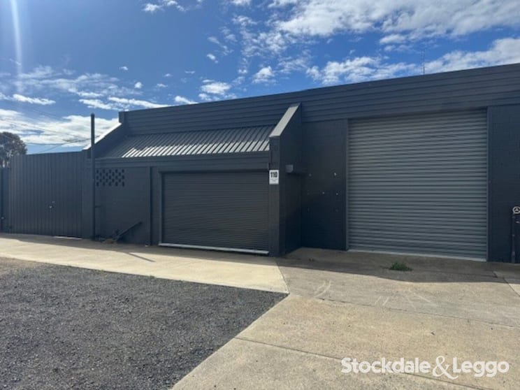 110 AIRLIE BANK Road Morwell VIC 3840 - Image 1