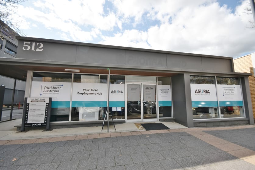 Click to view all images 1 & 2/512 Swift Street Albury NSW 2640 - Image 1