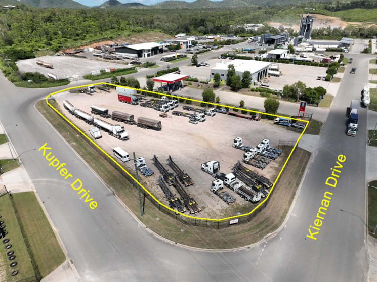 13 Kupfer Drive Roseneath QLD 4811 - Image 2