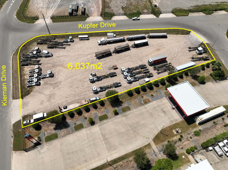 13 Kupfer Drive Roseneath QLD 4811 - Image 3