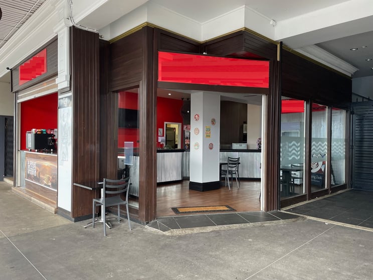 Click to view all images 7/22 Spence Street Cairns City QLD 4870 - Image 3