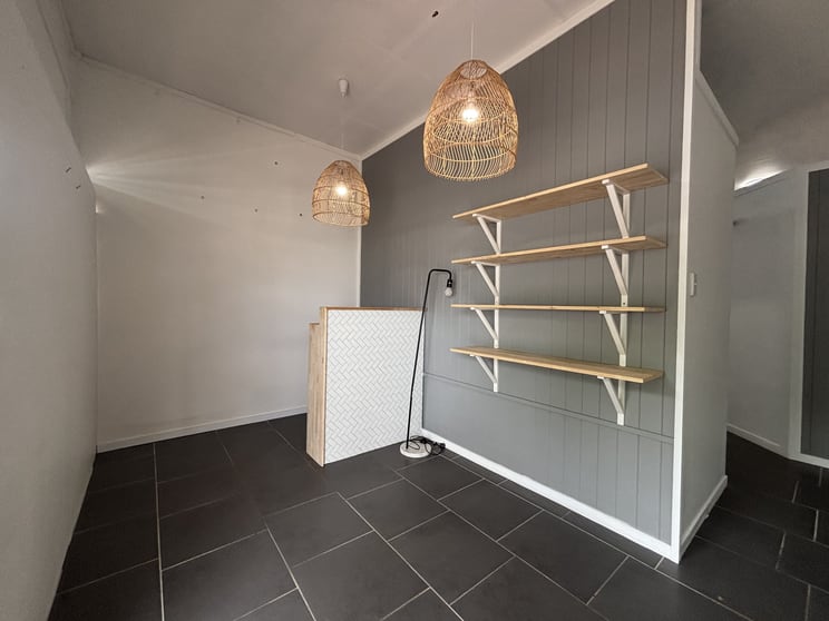 Click to view all images 1/5 Holland Street West Mackay QLD 4740 - Image 2
