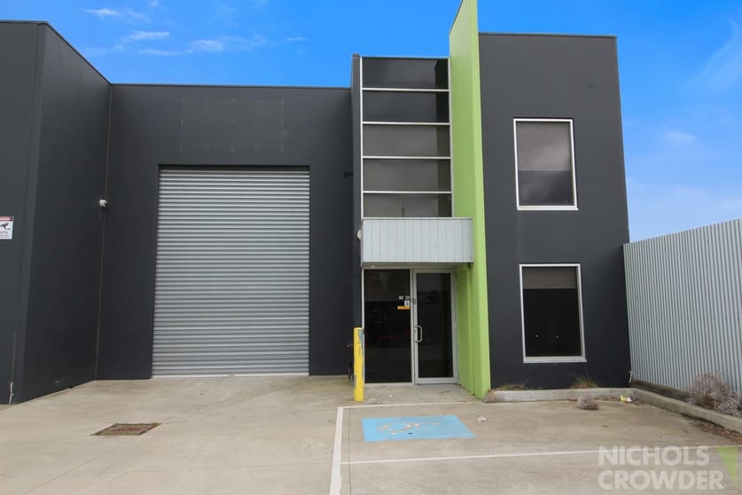 1C Kendra Court Seaford VIC 3198 - Image 1