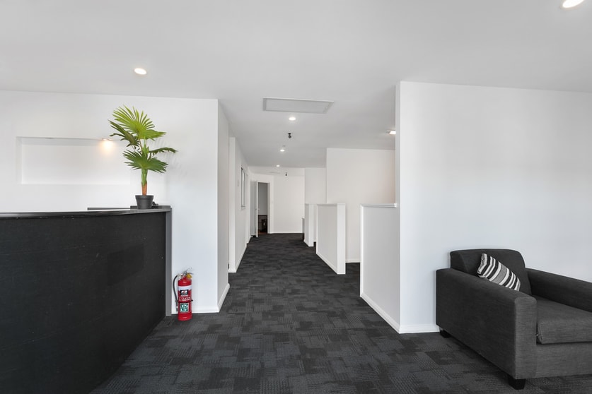 1/10 Shearwater Drive Taylors Beach NSW 2316 - Image 1