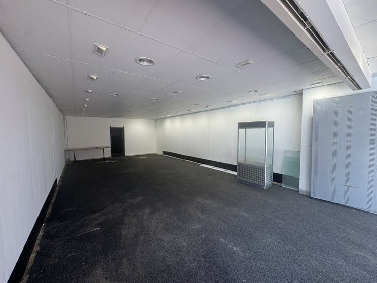 Click to view all images Shop 2/48 - 52 Rooke Street Devonport TAS 7310 - Image 3