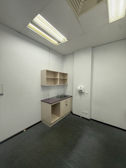 Click to view all images 303 Crown Street Wollongong NSW 2500 - Image 3