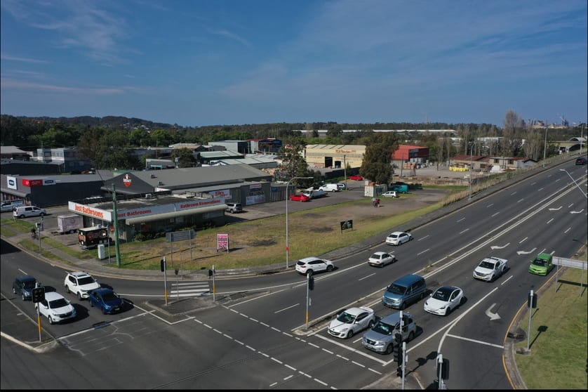 39A Princes Highway Unanderra NSW 2526 - Image 1