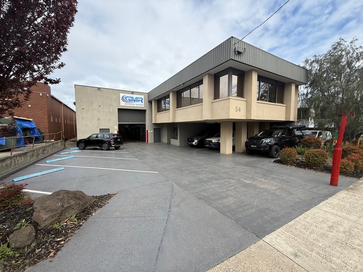 Click to view all images 54 Duerdin Street Notting Hill VIC 3168 - Image 1