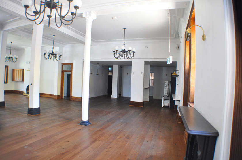 Click to view all images 98 Macquarie Street Dubbo NSW 2830 - Image 3