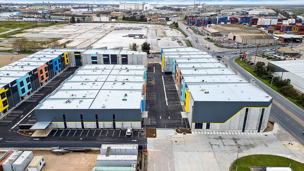 Click to view all images 68/8-18 Santo Parade Port Adelaide SA 5015 - Image 3