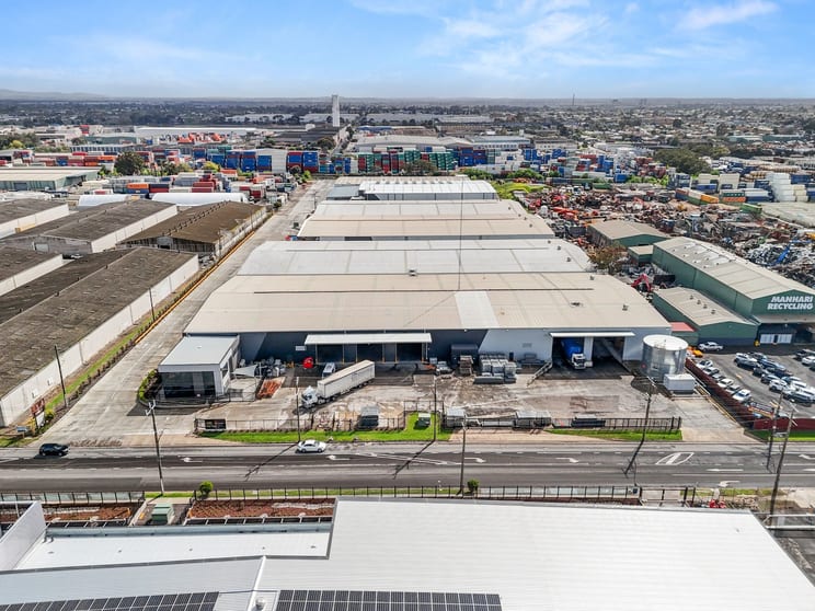 Unit 1, 416 Somerville Road Tottenham VIC 3012 - Image 1