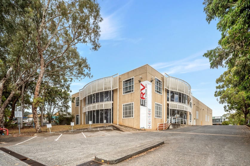 17 Amax Avenue Girraween NSW 2145 - Image 1