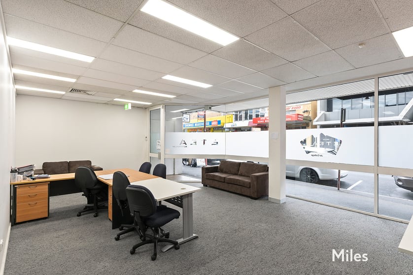 Click to view all images 113 Burgundy Street Heidelberg VIC 3084 - Image 3
