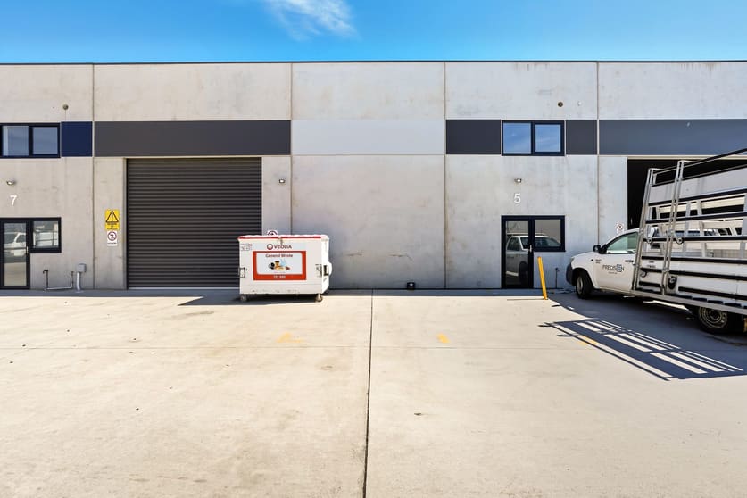 Click to view all images 5/7 Cessna Way Cambridge TAS 7170 - Image 2