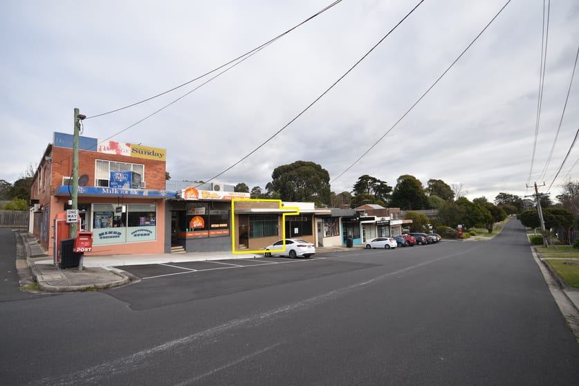 Click to view all images 7 Meadowgate Drive Chirnside Park VIC 3116 - Image 2