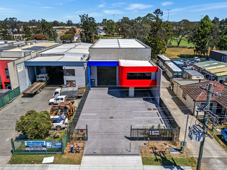 18 Aero Road Ingleburn NSW 2565 - Image 2