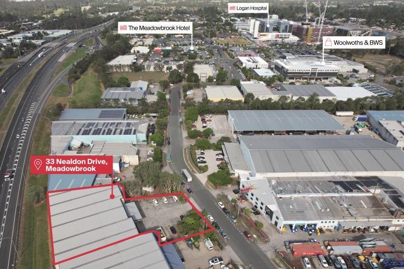 33 Nealdon Drive Meadowbrook QLD 4131 - Image 2