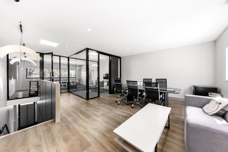 Click to view all images Whole Building/310 Stephensons Road Mount Waverley VIC 3149 - Image 3