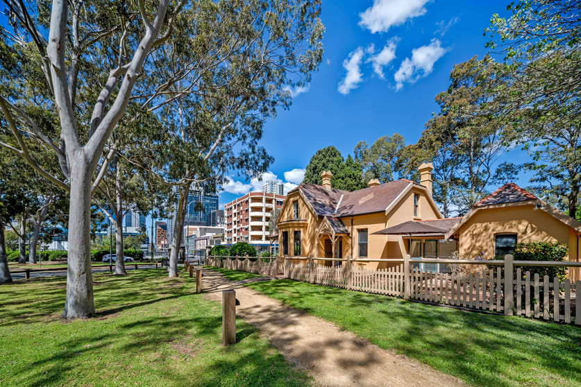 Click to view all images Macquarie Street Gatehouse Parramatta NSW 2150 - Image 1