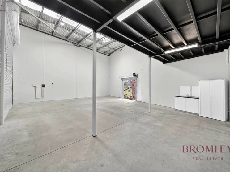 Click to view all images 2/9-19 Allgas Street Slacks Creek QLD 4127 - Image 1