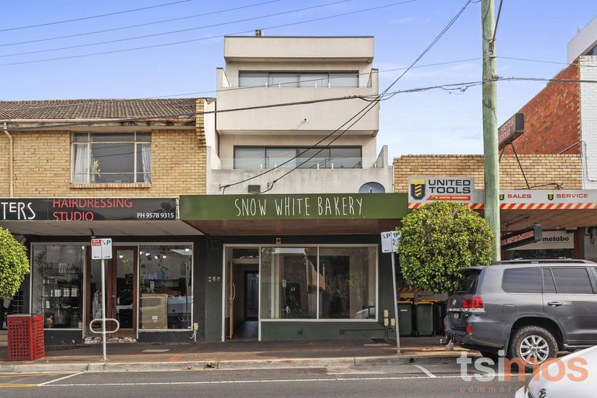 Click to view all images 256 McKinnon Road Mckinnon VIC 3204 - Image 3